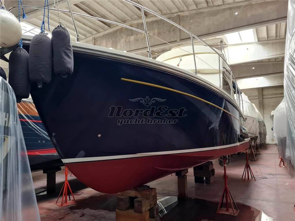 Cantieri estensi Goldstar 360 fly
