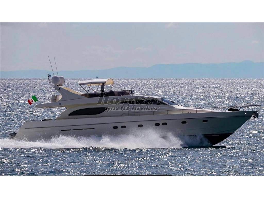 Ferretti 72