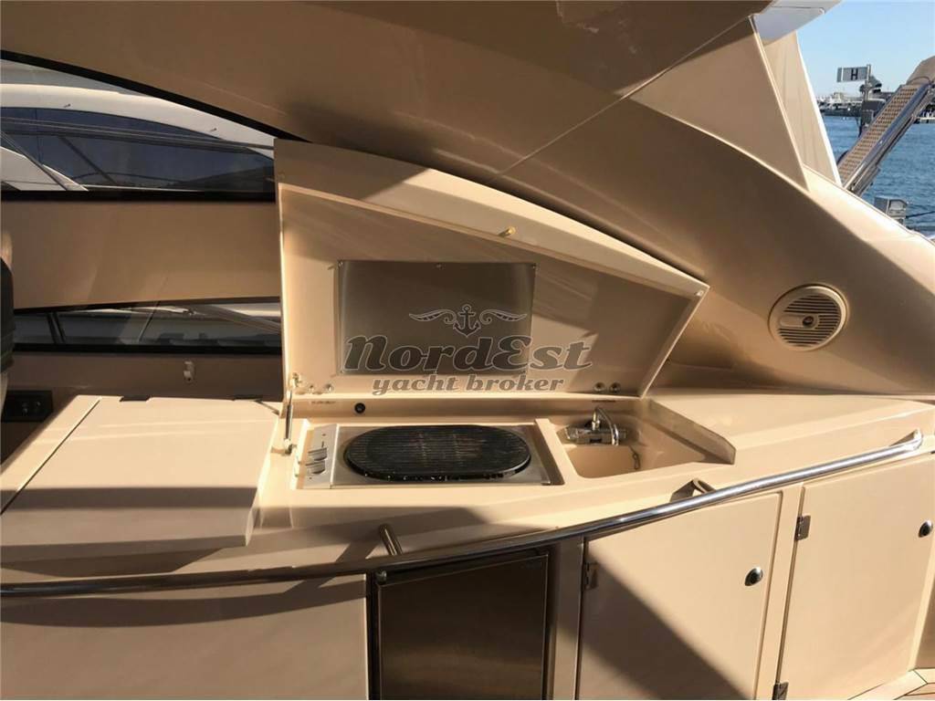 Sunseeker Portofino 53 hard top ht