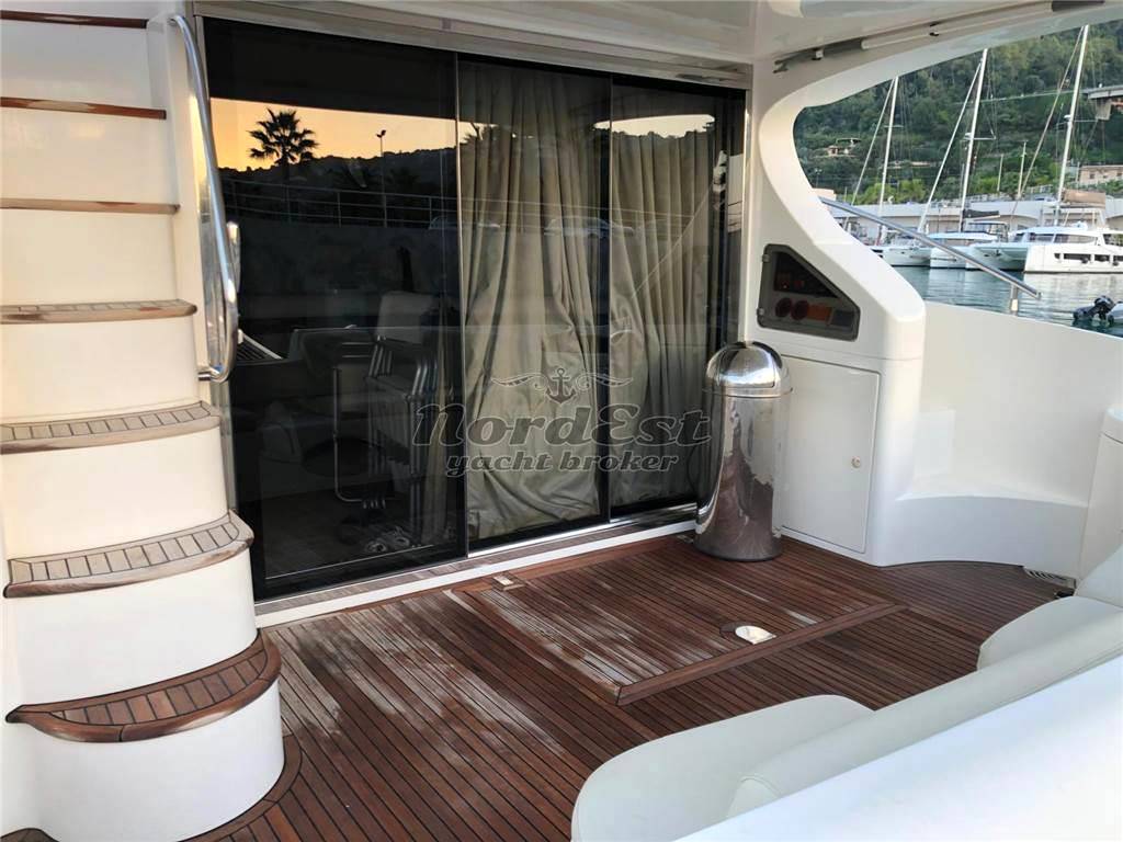 Azimut 50 fly