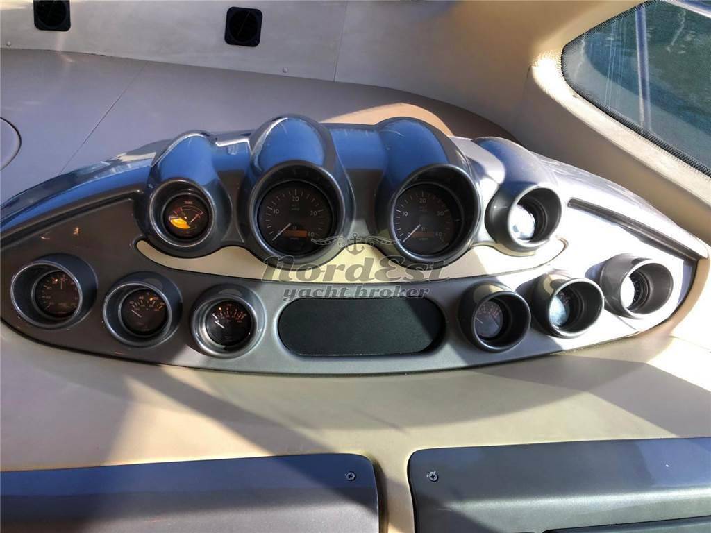 Azimut 50 fly