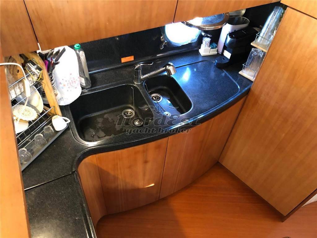 Azimut 50 fly