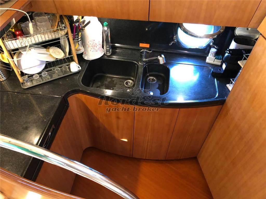 Azimut 50 fly