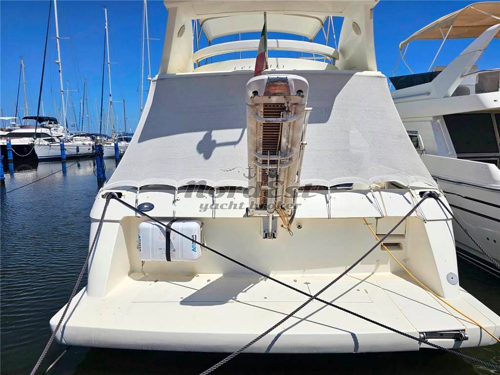 Ferretti 46