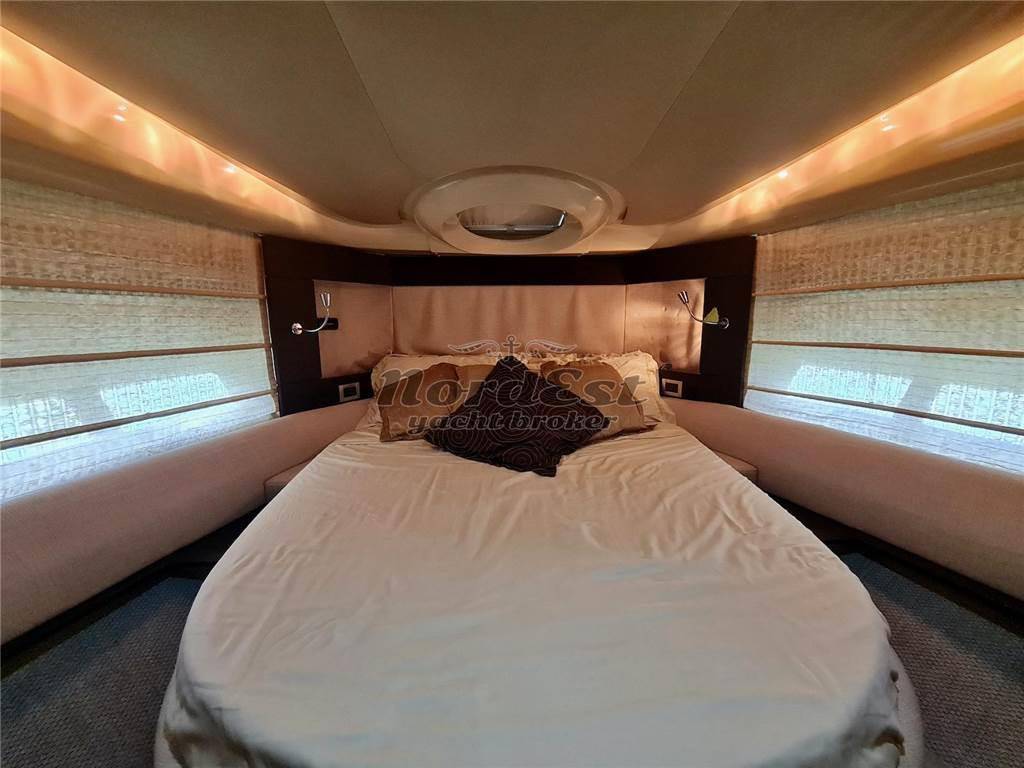 Azimut 43s