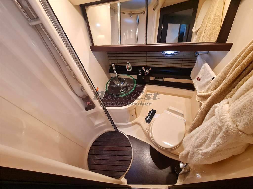 Azimut 43s
