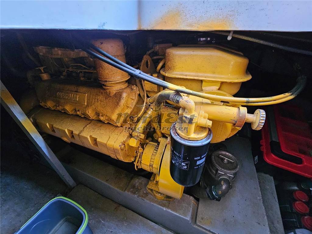 Ferretti 39