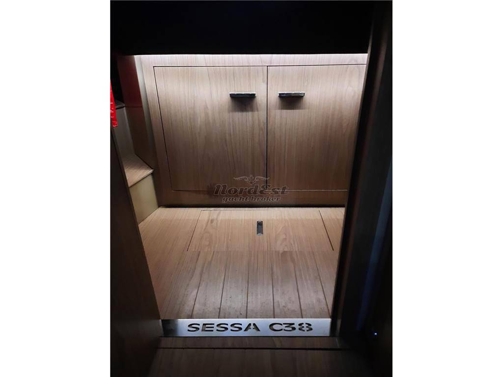 Sessa C38 ht hard top