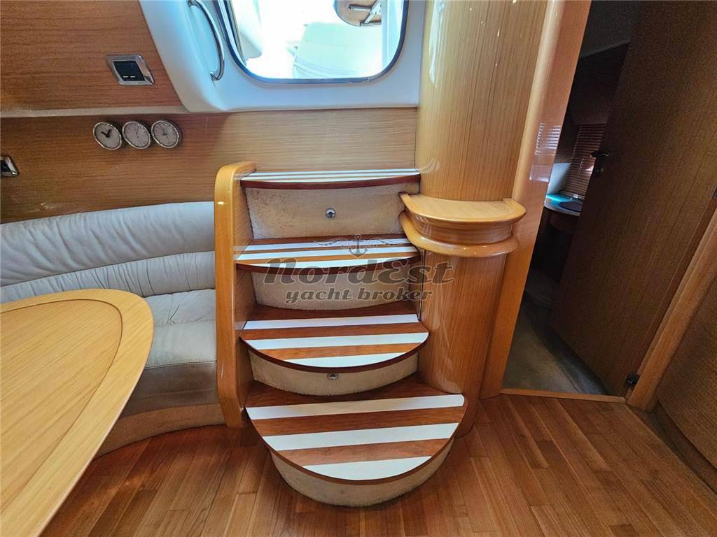 Atlantis 47 ht hard top
