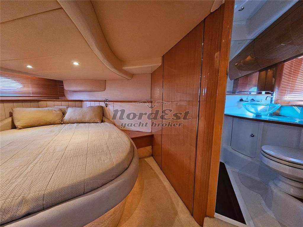 Atlantis 47 ht hard top