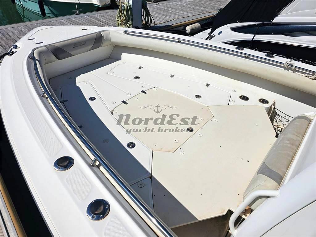Boston whaler 280 outrage 28