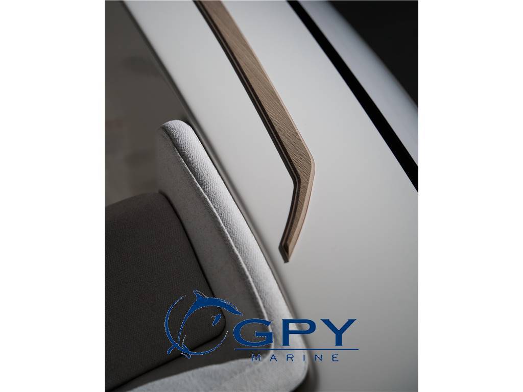 Amare Amy 330 e