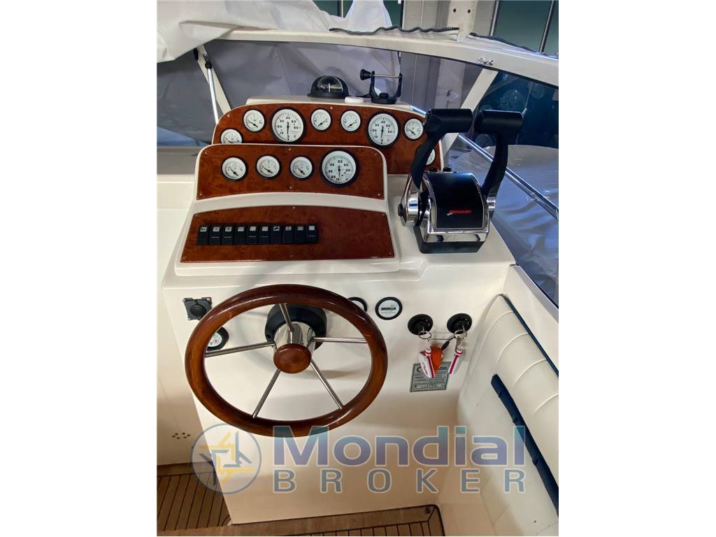 Manò marine 25 cruiser