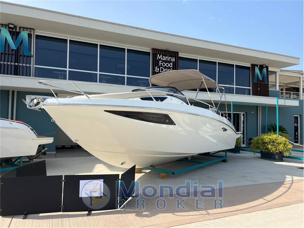 Cranchi yachts E30 endurance