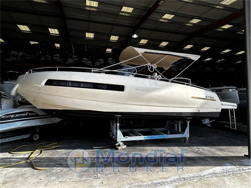 Invictus 280 gt
