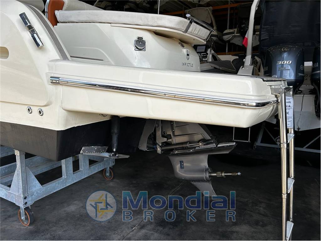 Invictus 280 gt