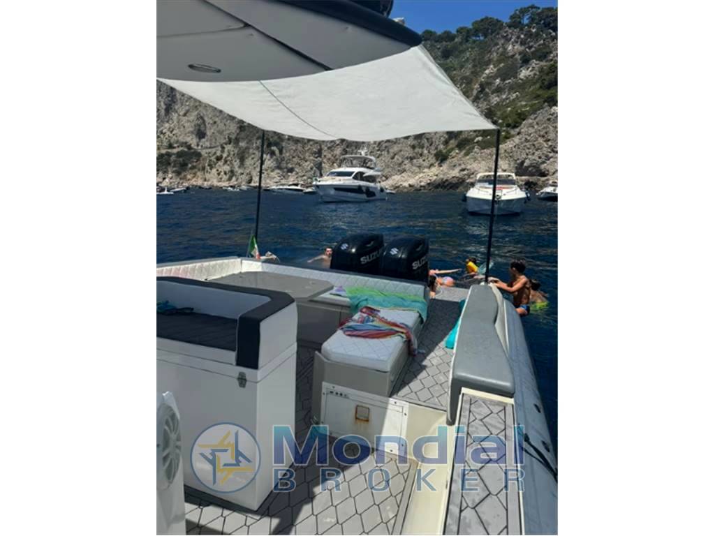 Gommone revenger 28.70