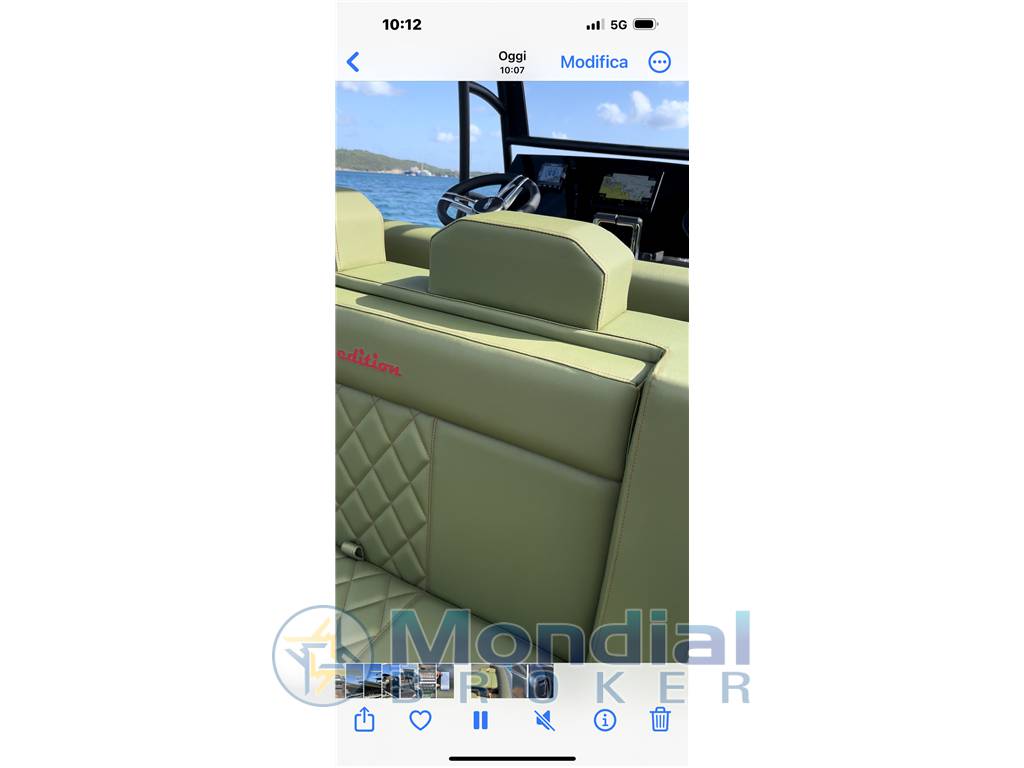 Sea water Phantom 300
