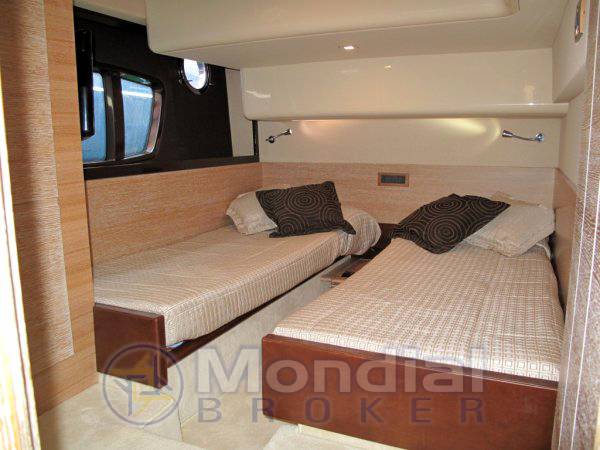 Azimut 47