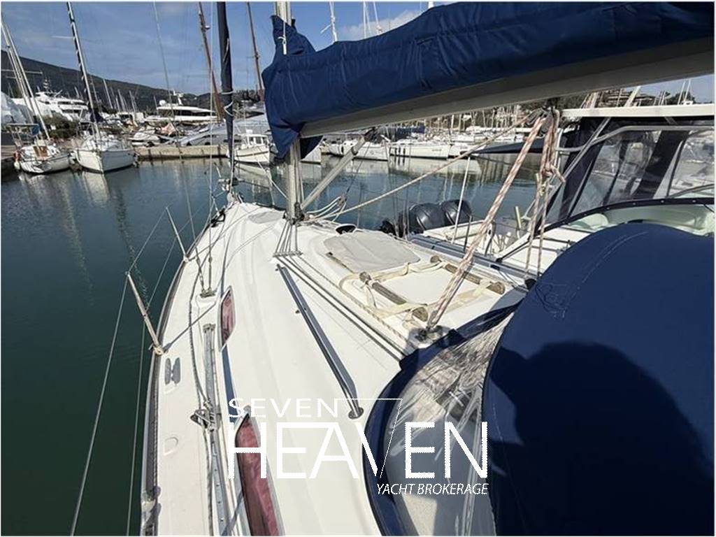 Bavaria 30 cruiser