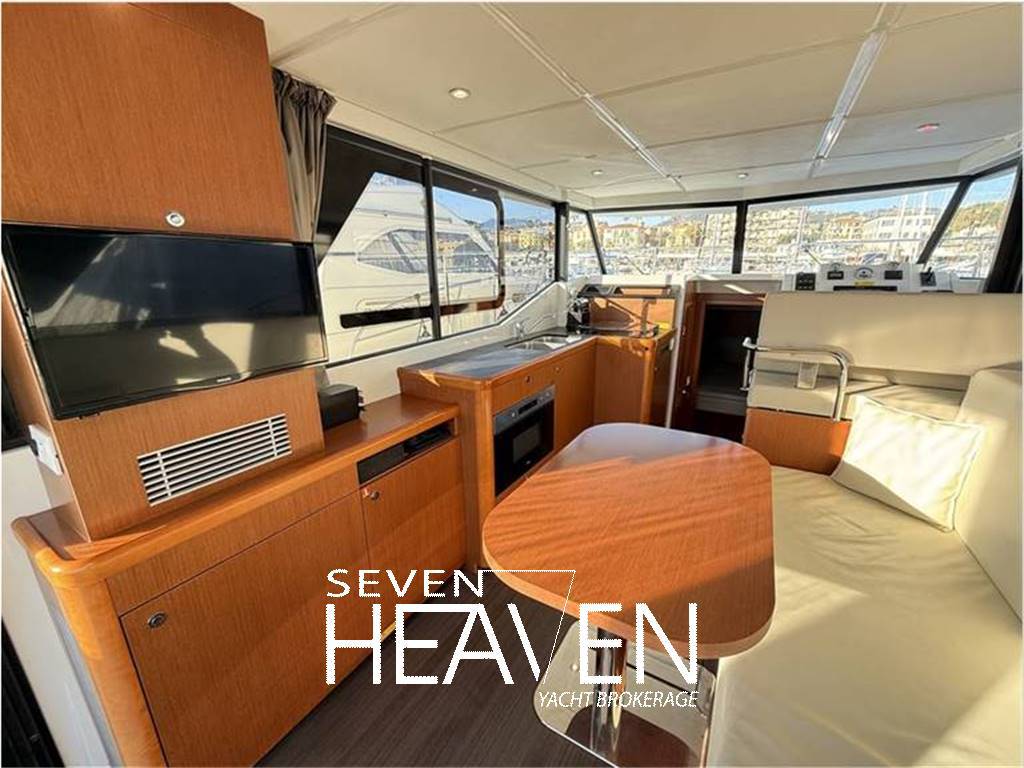 Beneteau Swift trawler 30