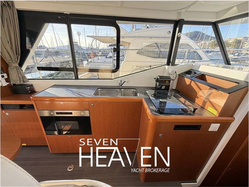 Beneteau Swift trawler 30