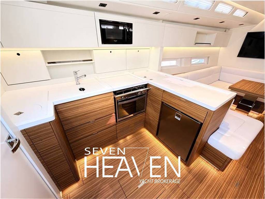 Cantiere del pardo Grand soleil 48 performance