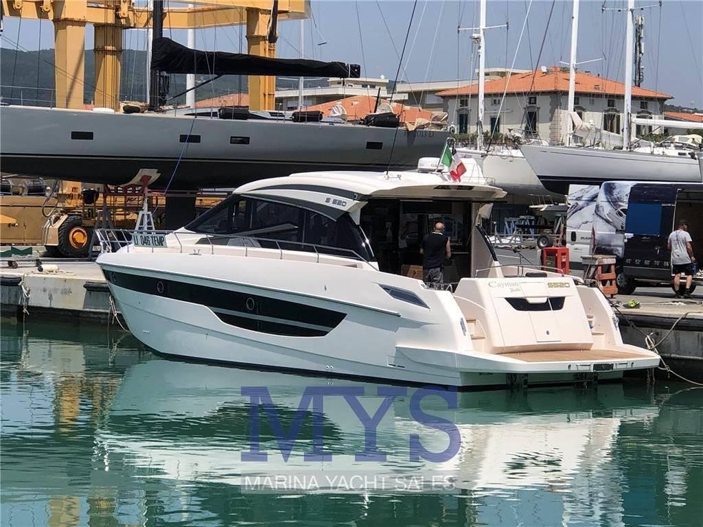 Cayman yachts S520 new