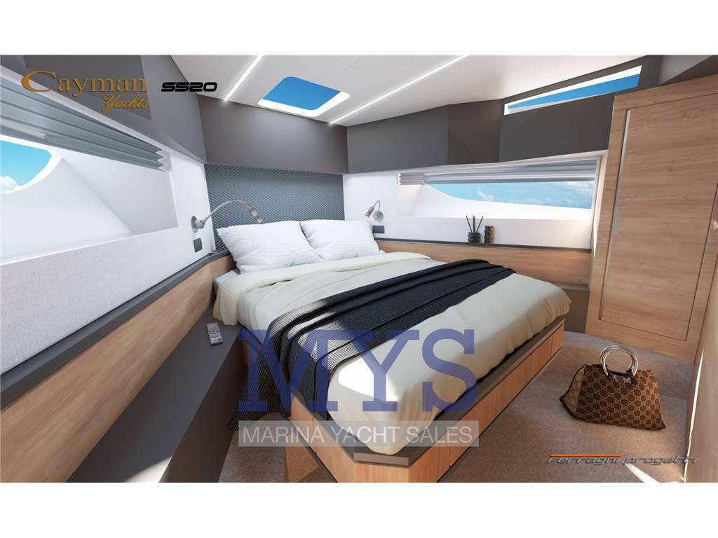 Cayman yachts S520 new