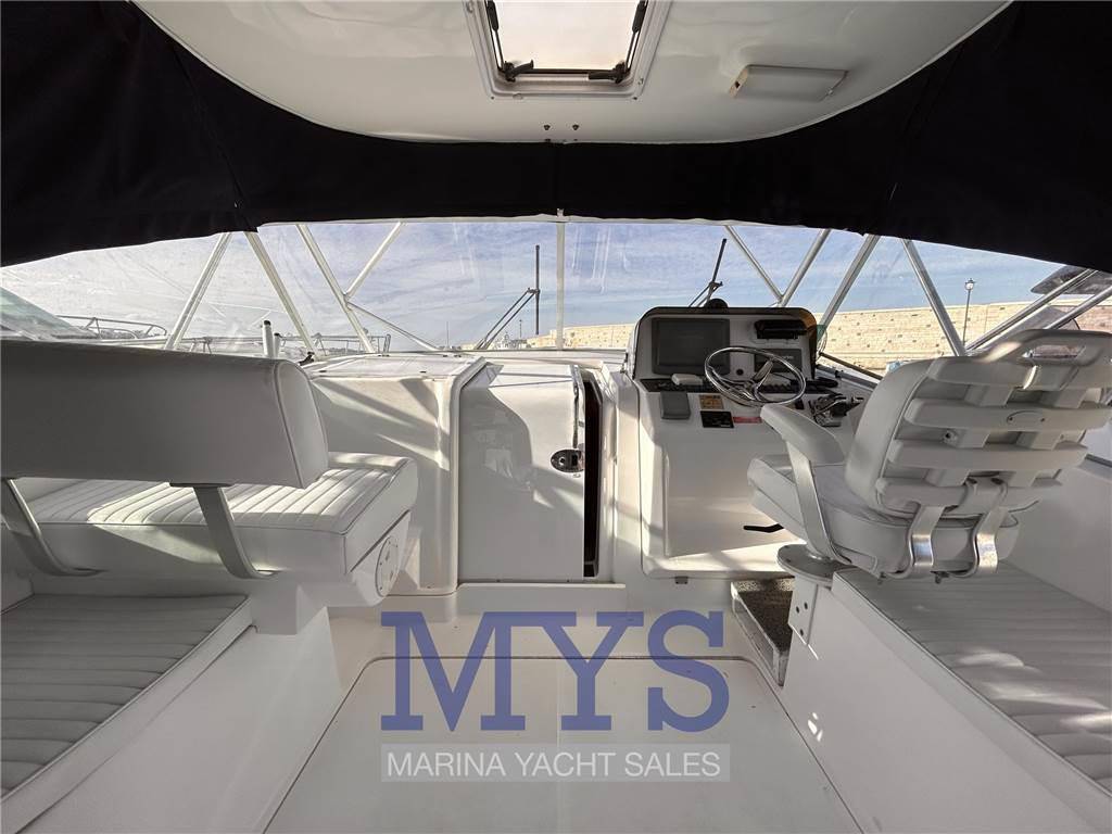 Luhrs 28 open