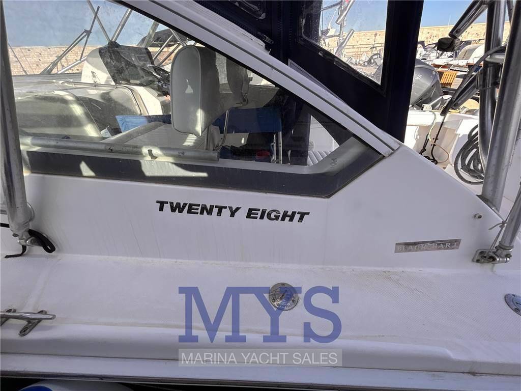 Luhrs 28 open