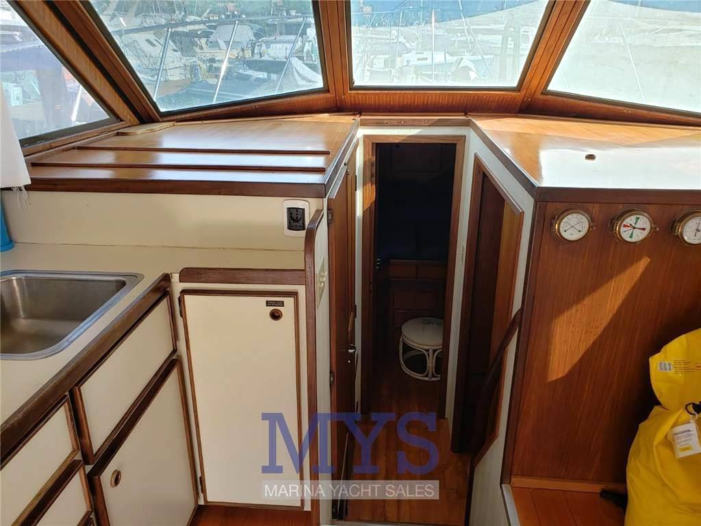 Hatteras 36 conv.