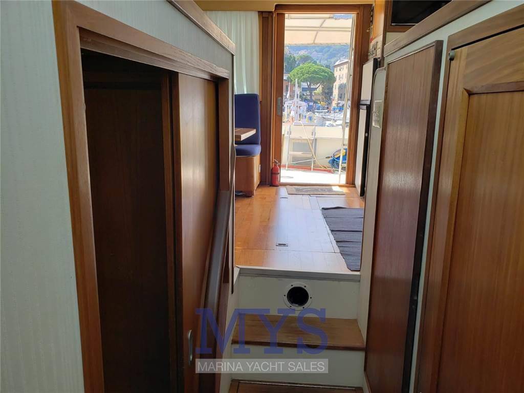 Hatteras 36 conv.