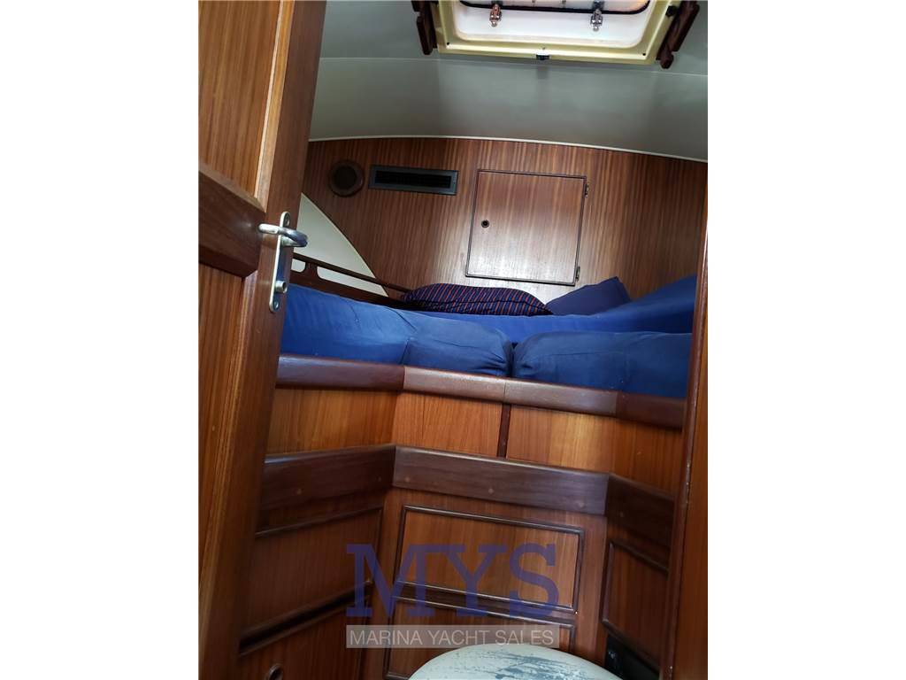 Hatteras 36 conv.