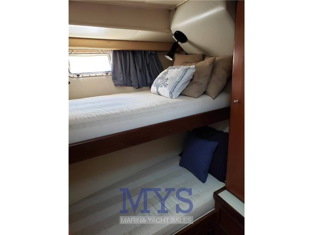 Hatteras 36 conv.