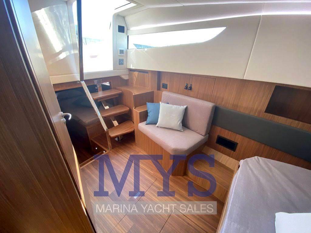 Cayman yachts 400 wa new