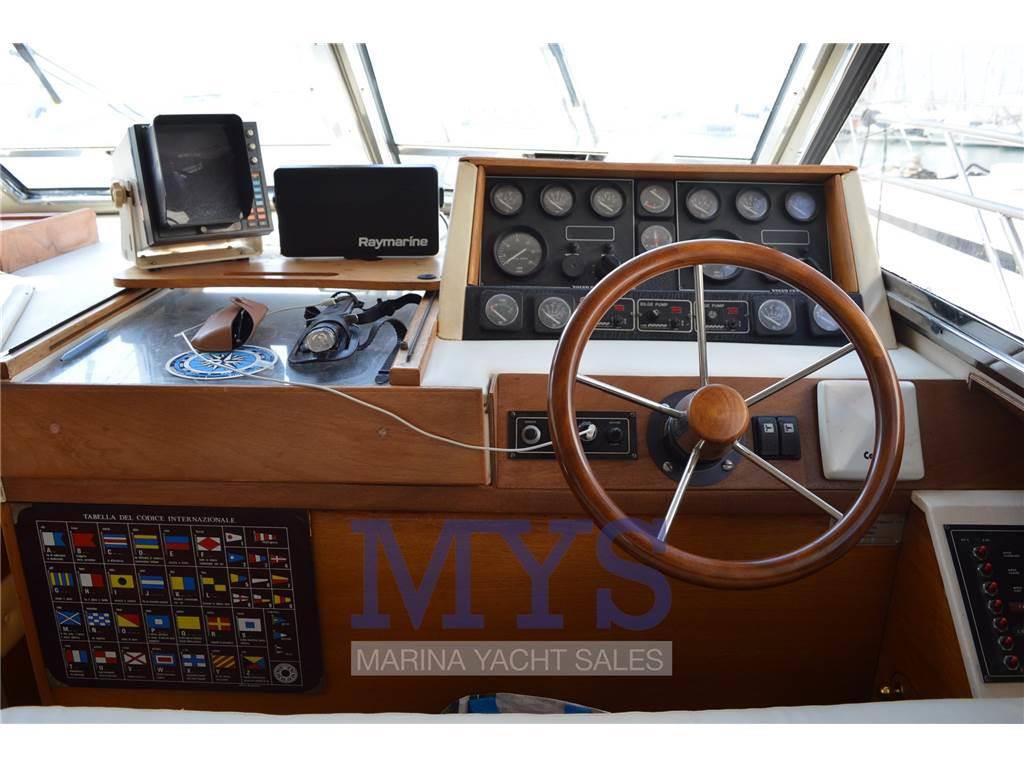 Marine project Princess 45 fly