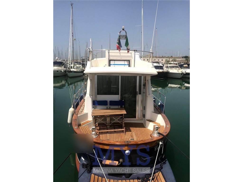 Sciallino 33 fly