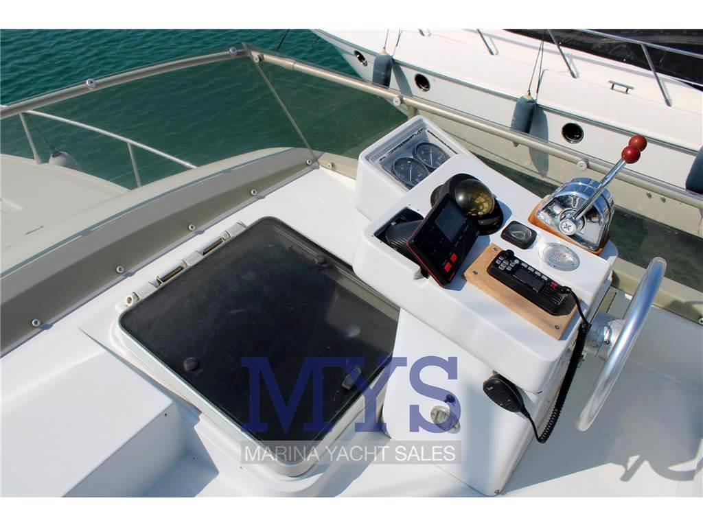 Ferretti yachts Ferretti 39 fly