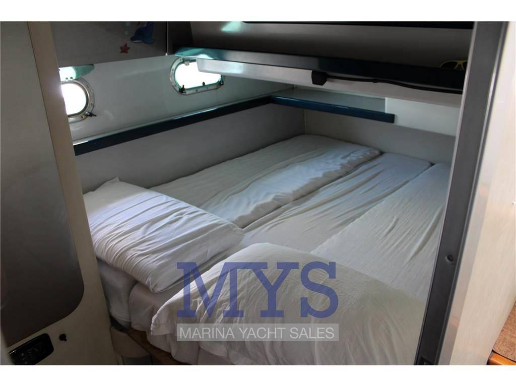 Ferretti yachts Ferretti 39 fly