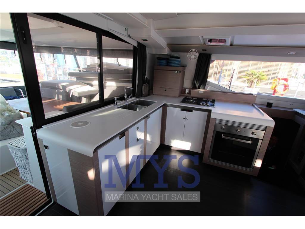 Fountaine pajot 47 tanna