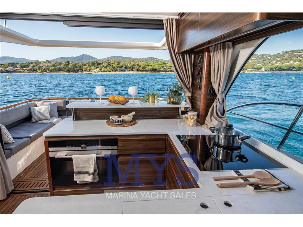 Marex 440 gourmet cruiser