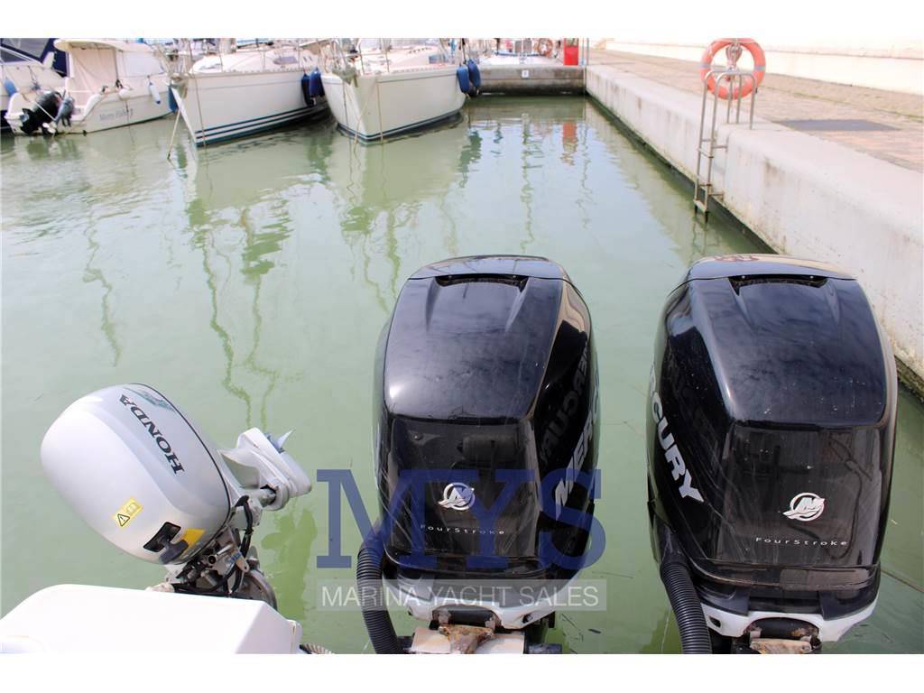 Wellcraft marine 290 coastal fb