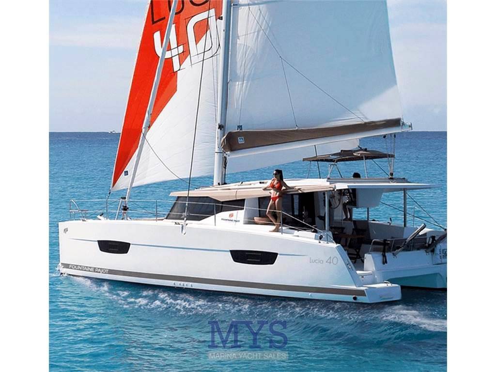 Fountaine pajot Lucia 40