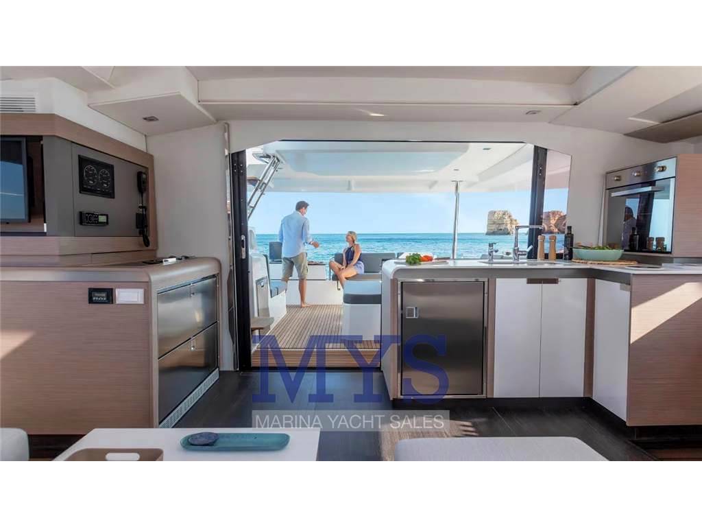 Fountaine pajot Elba 45