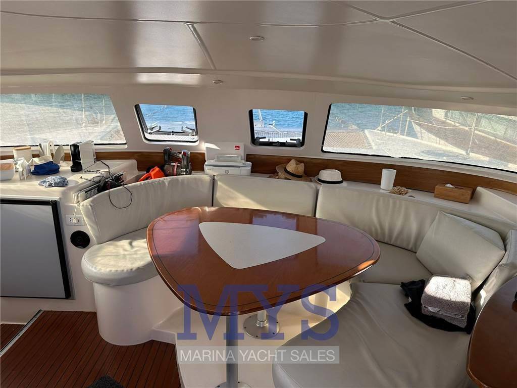 Fountaine pajot Lavezzi 40