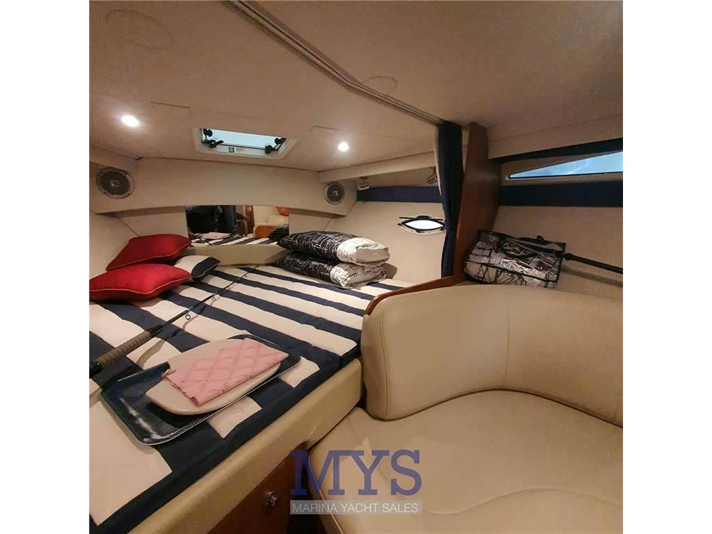 Bayliner 300 cruiser