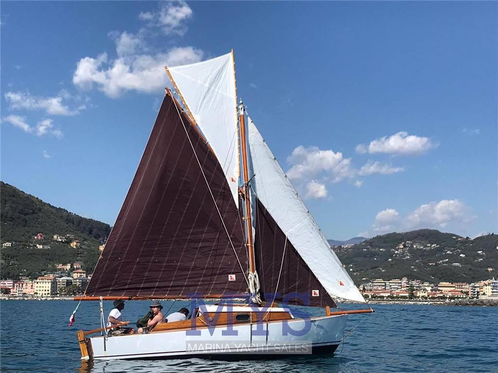 Archetti Cutter aurico