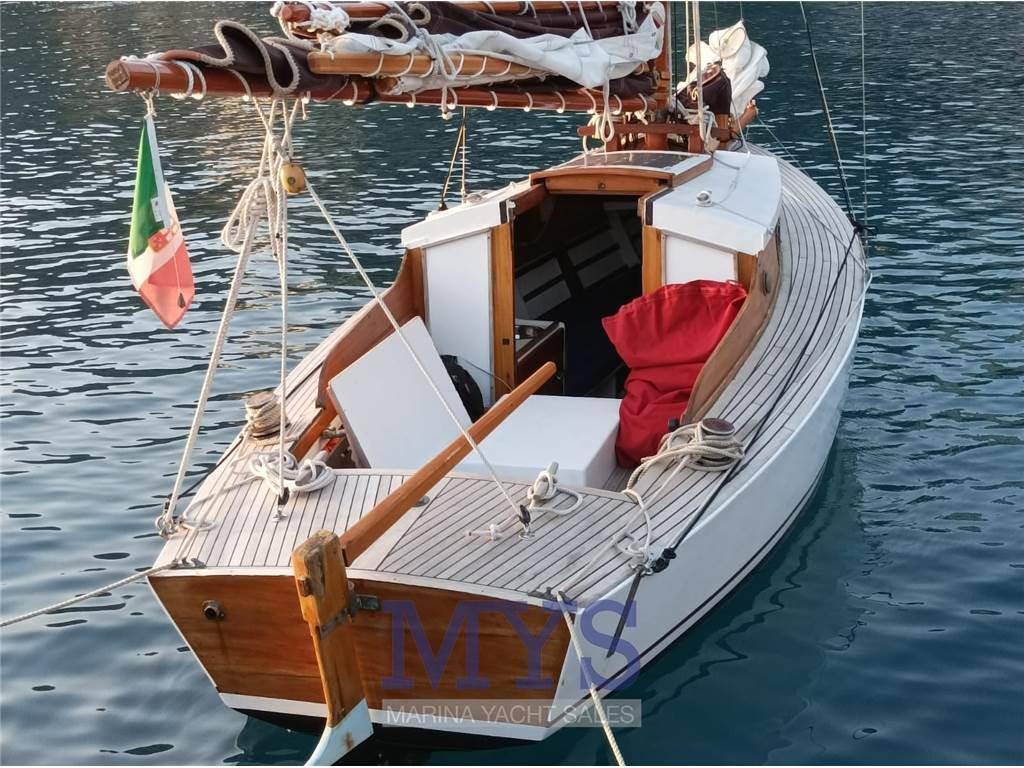Archetti Cutter aurico