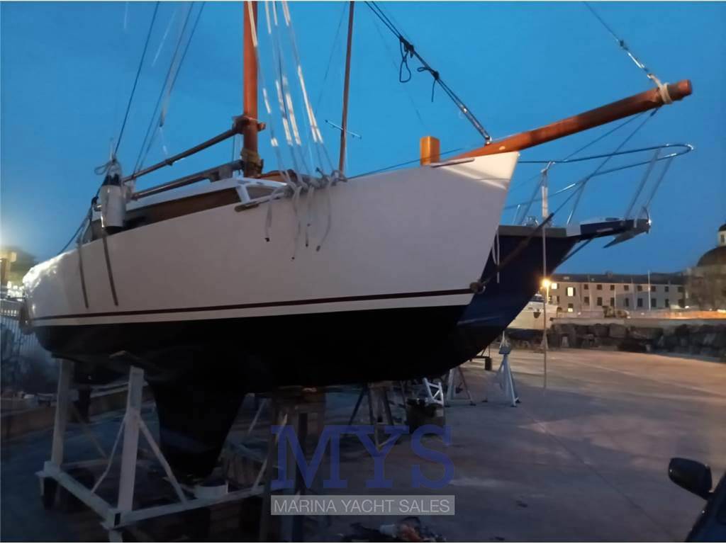 Archetti Cutter aurico